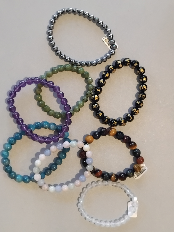 BRACELETS EN PIERRE