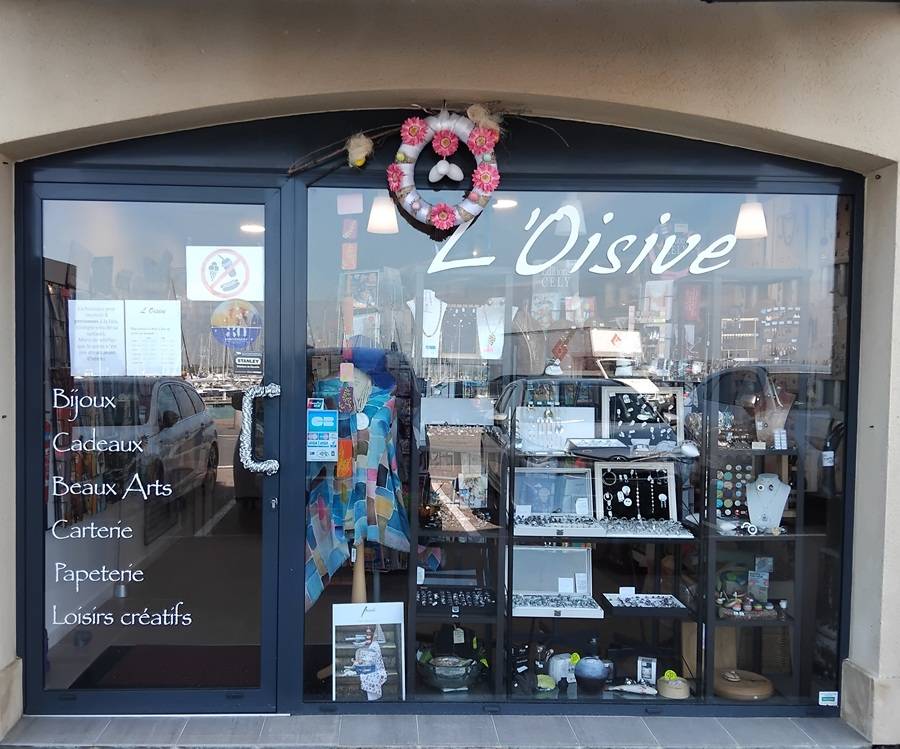 L'Oisive à Saint Vaast la Hougue