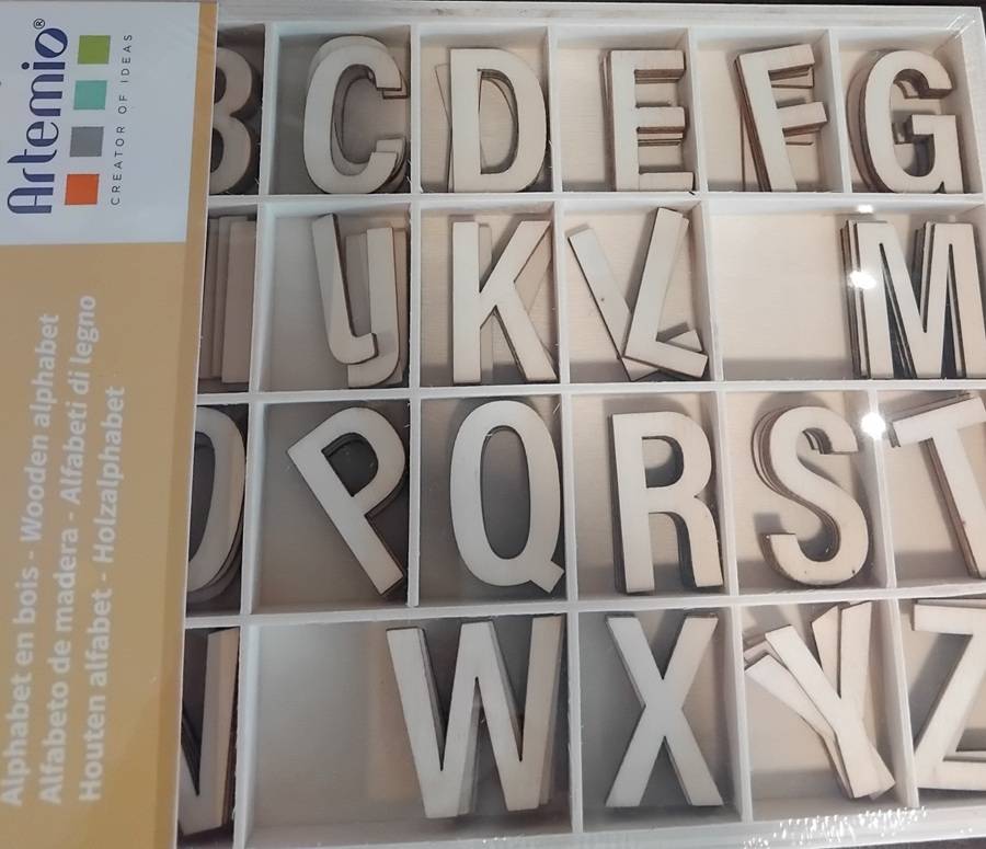 lettres en bois