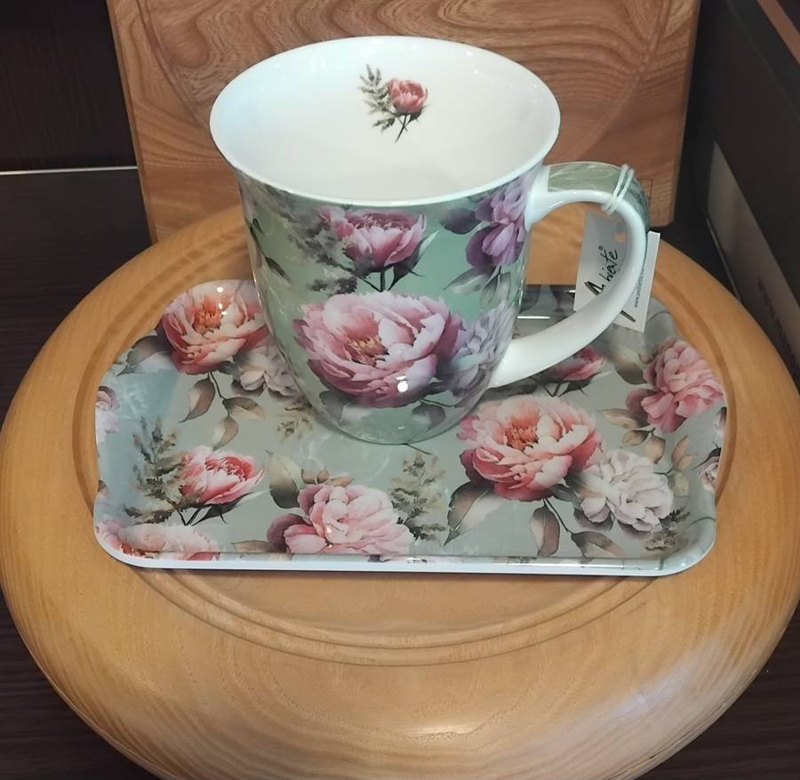 plateau et mug pivoines plateau et mug pivoines